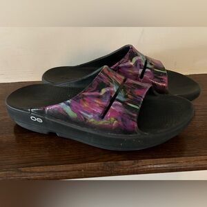 Oofos OOahh Slide Sandal Size M8 W11
